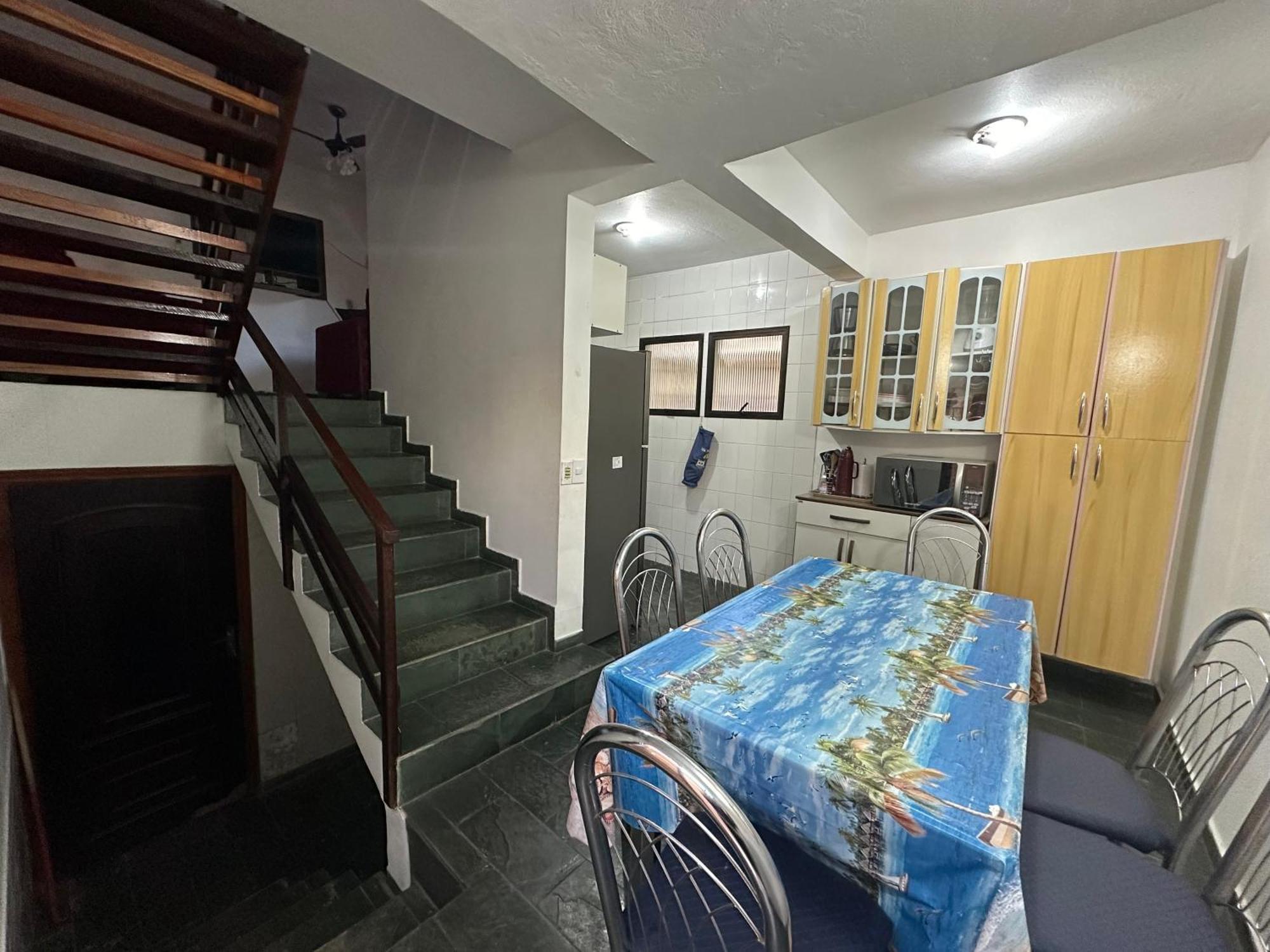 Triplex Piscina Churrasqueira Lava E Seca Wi-Fi E 2 Tvs Em Condominio Com 90M2 No Centro De Ubatuba Bagian luar foto
