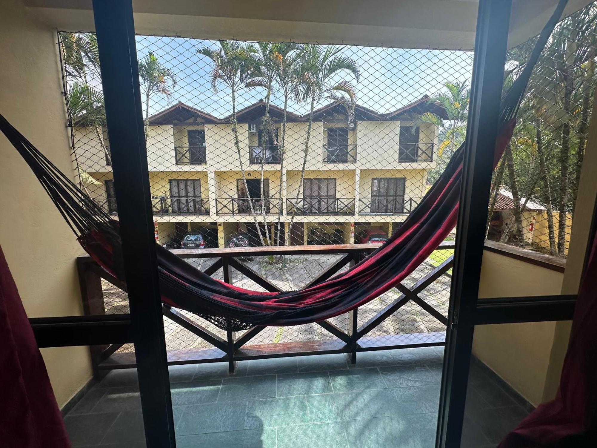 Triplex Piscina Churrasqueira Lava E Seca Wi-Fi E 2 Tvs Em Condominio Com 90M2 No Centro De Ubatuba Bagian luar foto